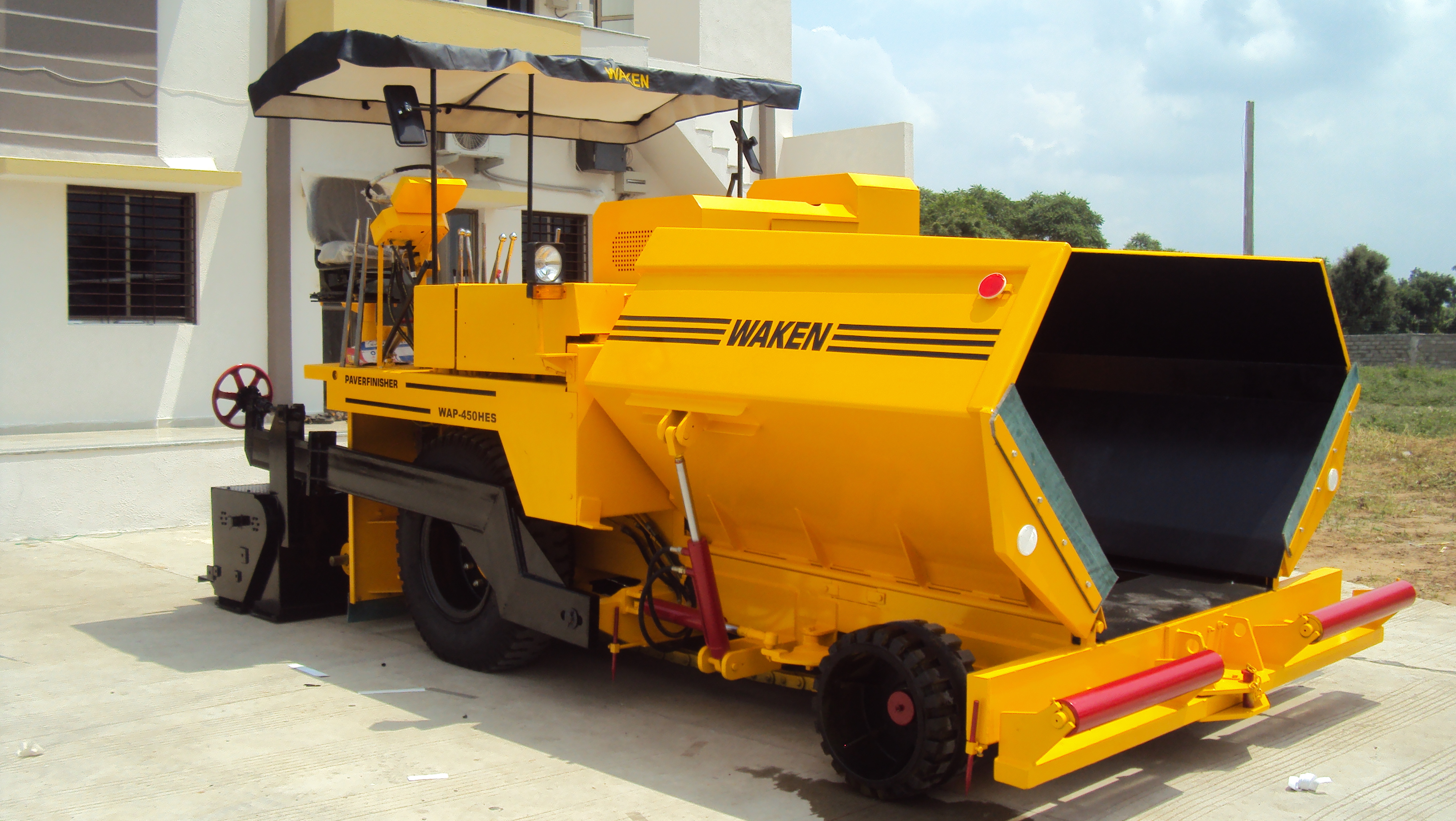 Gallery | Road Construction Equipment Projects & Machines | Waken Multitech
