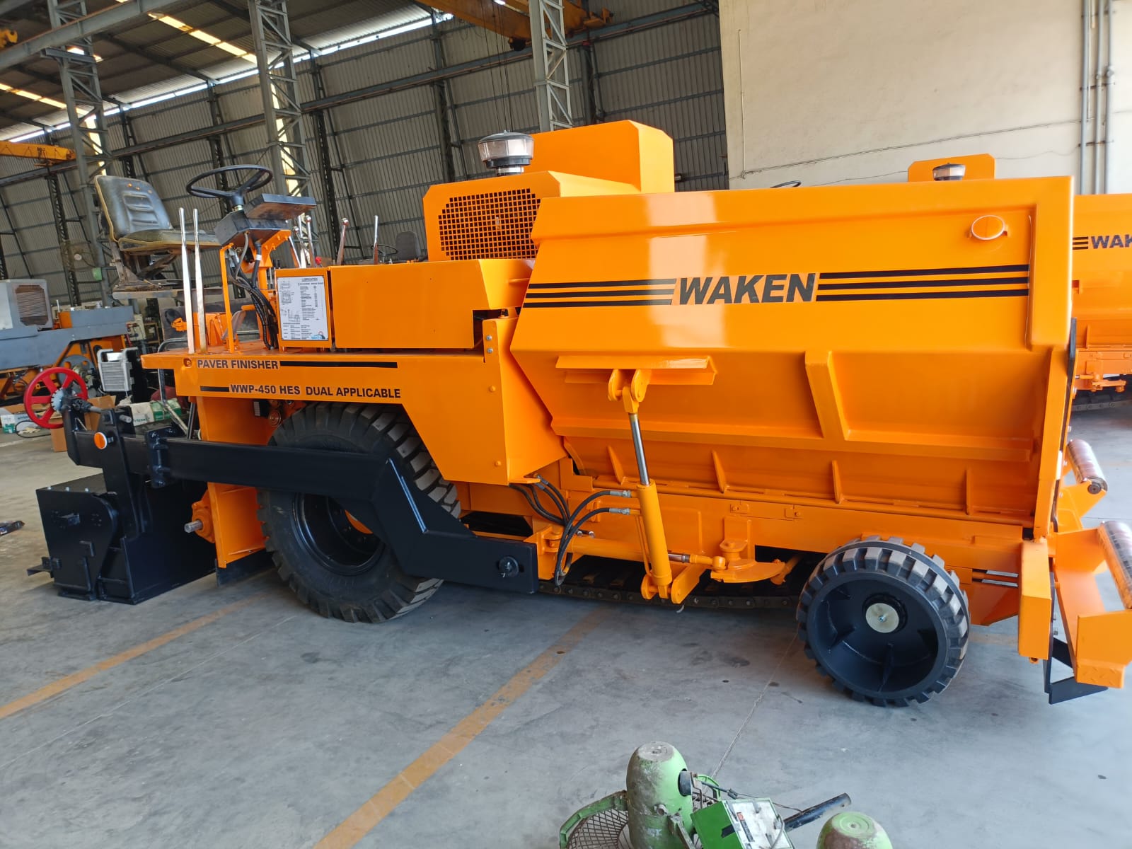 Asphalt Paver Machine — Manufacturer & Supplier