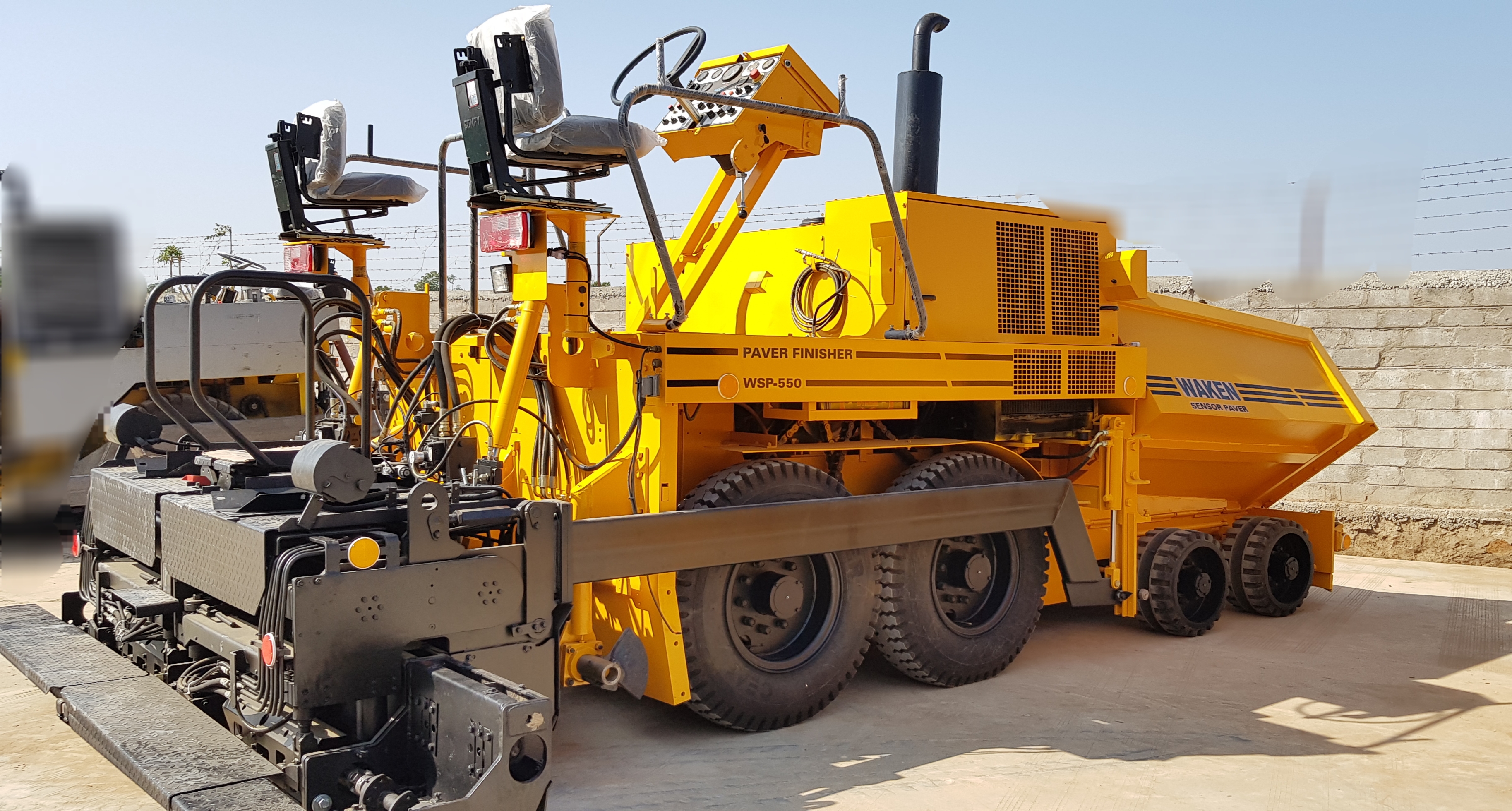 Paver Machine For Road